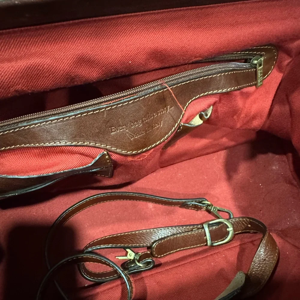 Classic Brown Distressed Leather Doctor Bag
